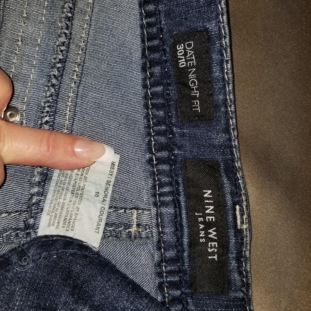 Nine West - Picture 3 of 3